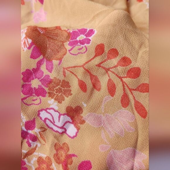 By Timo Smocked Long Sleeve Tunic Top Size Small - Picture 3 of 12